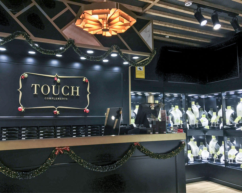 LOCAL COMERCIAL TOUCH